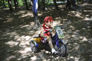 4-летний ребенок отправился из Казатина в Киев на велосипеде 