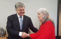 Порошенко призвал начать на саммите НАТО дискуссию о ПДЧ для Украины