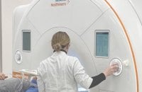 Тепер можна подивитися, в яких медзакладах України безоплатно проводять КТ або МРТ – НСЗУ запустила новий дашборд
