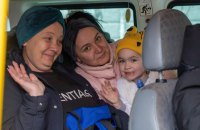 Жителям прифронтових територій бажано виїхати на свята, - Гуменюк