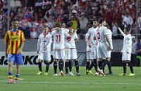 Лига Европы: "Юве" проиграл в Лиссабоне, "слепой" лайнсмен помог "Севильи" нокаутировать "Чес" 