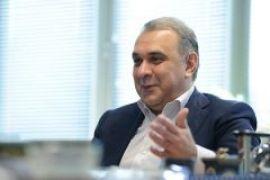 Жвания извинился и дружит с Януковичем