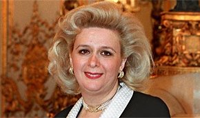 Тунис выдал международный ордер на арест вдовы Арафата