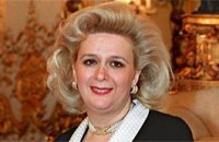 Тунис выдал международный ордер на арест вдовы Арафата
