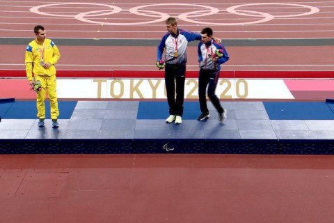 Український паралімпієць пояснив відмову від фото з росіянами