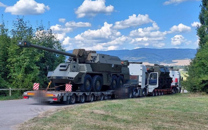 Україна отримала від Словаччини чотири САУ Zuzana