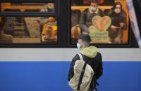 У Києві відновили роботу турнікетів на всіх станціях метро