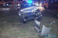 В Киеве Daewoo, протаранив Lexus, вылетел с дороги