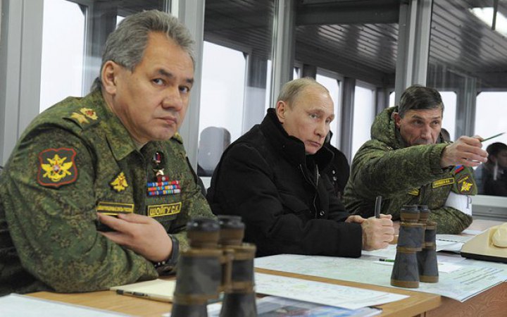 "Интересная тишина": Подоляк подметил исчезновение из публичного пространства министра обороны России