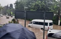 Жителям затопленной Ялты отключили свет и воду
