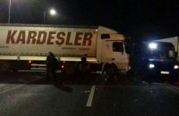 Вблизи Львова грузовик въехал в рейсовый автобус, 12 пострадавших