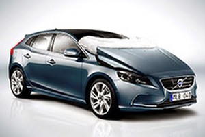 Volvo V40 назвали самой безопасной в своем классе