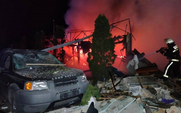 ​Окупанти обстріляли Харківщину: загинули двоє людей, п'ятнадцять – поранено