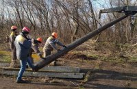 Україна відновила електромережу в прифронтових селищах Травневе і Гладосове