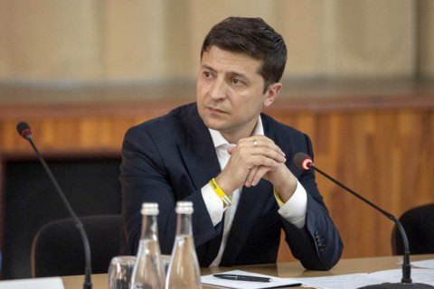 Зеленский предложил и.о. мэра Смелы продать свою "Тойоту" для погашения долгов города за тепло
