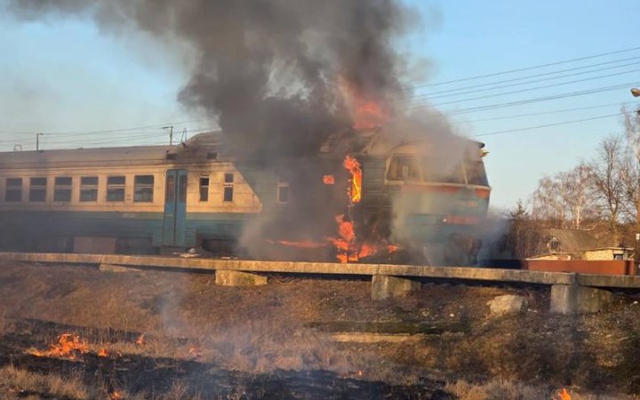 На Сумщині російський дрон атакував пасажирський поїзд