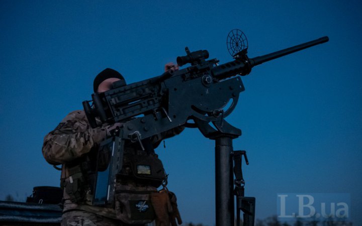 Внаслідок ранкової атаки дронів по Києву зафіксовано падіння уламків в чотирьох районах столиці