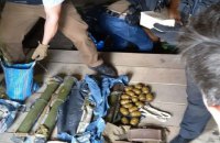 В гараже бывшего бойца "Киев-2" нашли четыре РПГ, 42 гранаты и 4 тысячи патронов