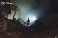 Головне за ніч та ранок неділі, 28 червня: атаки на Київ та Харків, понад 240 боєзіткнень, День Конституції  