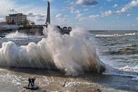 В Крыму опять штормит