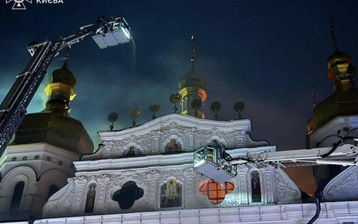 Росія провела чергову комбіновану атаку. Пошкоджені Лавра і численні житлові будинки