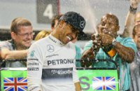 Хэмилтон выиграл второй Гран-при подряд