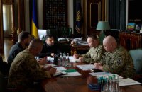 Президент Зеленський анонсував кадрові рішення для посилення оборони на найгарячіших напрямках фронту
