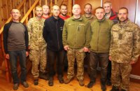 Велика втрата ваги: дев'ять звільнених з полону прикордонників проходять реабілітацію