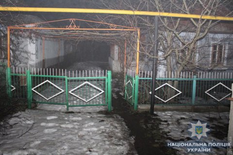 ​В Одесской области мужчина из ревности исколол жену шилом на глазах у дочери