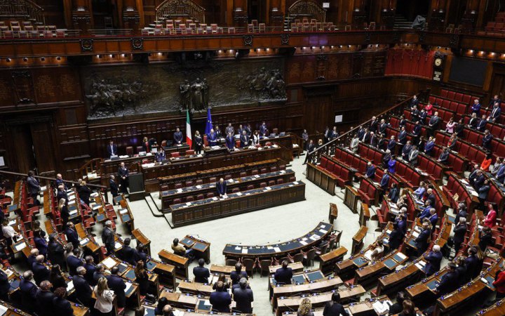 Парламент Італії окремо криміналізував гендерно-вмотивовані вбивства жінок