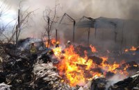 Крупный пожар в Виноградове спасатели тушили более 4 часов