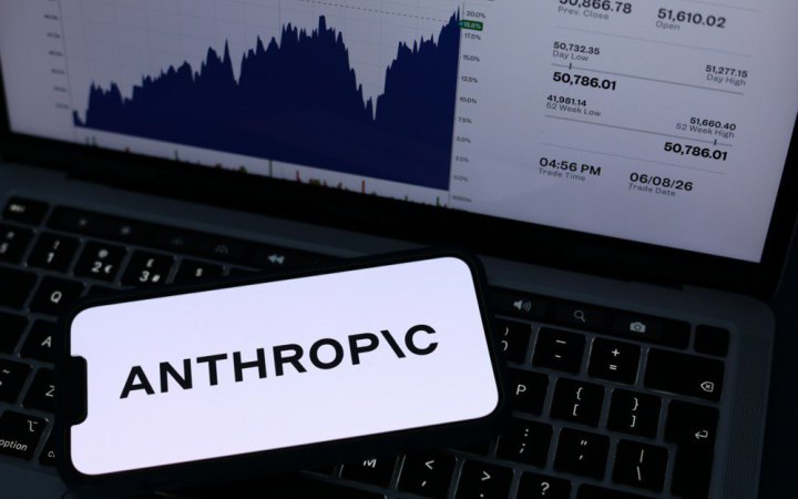 Співзасновник Anthropic закликав сповільнити розробку штучного інтелекту через загрозу ризиків для людства
