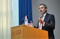 Роберт Брінклі: Спроби української влади обмежити ЗМІ перешкоджають конструктивному діалогу 