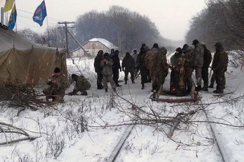 Организаторы торговой блокады Донбасса намерены заблокировать Станицу Луганскую
