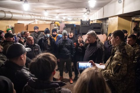 Порошенко: территориальной обороне выделены средства поражения, включая гранатометы 
