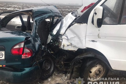 Под Херсоном в ДТП с маршруткой и легковушкой погибли три человека
