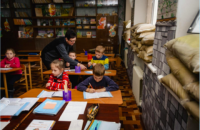 Про розбудову мостів на Сході або чи може освіта зачекати?
