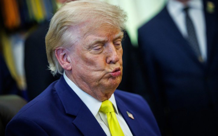 Трамп знову стверджує, що після "чудової" розмови Путін хоче завершити війну
