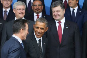 Украина представит программу сотрудничества с ЕС и НАТО на следующей неделе, - Порошенко