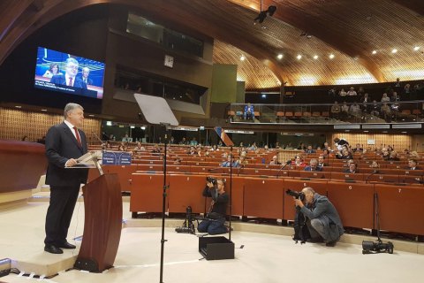 Порошенко отверг призыв Земана признать аннексию Крыма