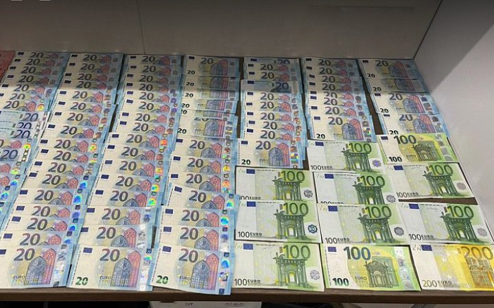 ​Під час російської окупації комунальники Херсона привласнили 8 млн гривень