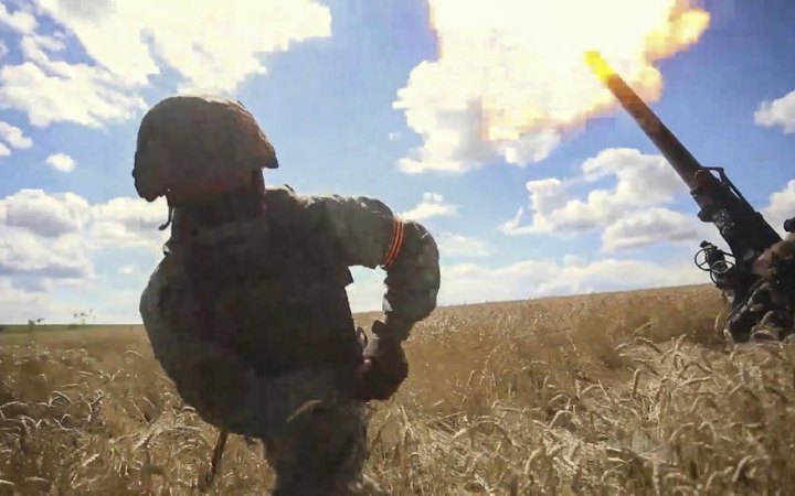 Тривають бої зі штурмовою групою росіян у районі Покровського на Бахмутському напрямку, - Генштаб