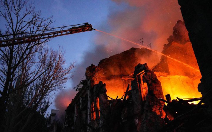 Окупанти атакували 10 областей України. В Сумській влучили в дитячий табір