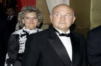 Лужков запретил Батуриной возвращаться в Москву