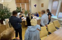 ГБР пришло с обысками в КГГА по делу о выделении земли на Крещатике и Грушевского