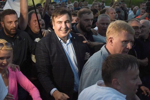 Саакашвили пока грозит административное дело