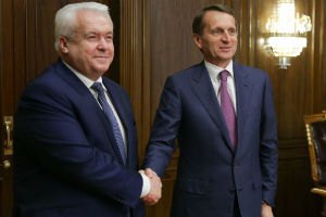 Екс-регіонал Олійник поскаржився Наришкіну на нерівні умови для участі у виборах