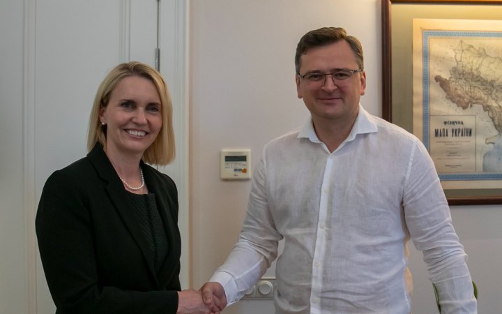 Кулеба обговорив з послом США питання допомоги Україні
