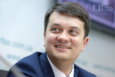 Повторне жеребкування номерів партій може зірвати проведення виборів, - Разумков