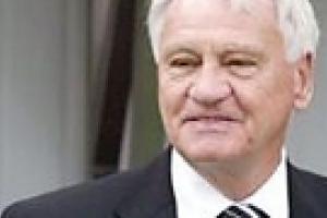Умер бывший футболист и тренер сборной Англии Бобби Робсон